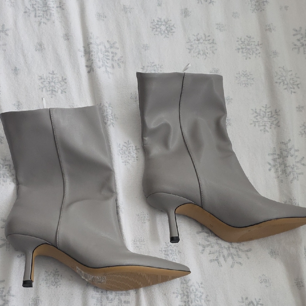 Light Gray H&M Boots Size 8